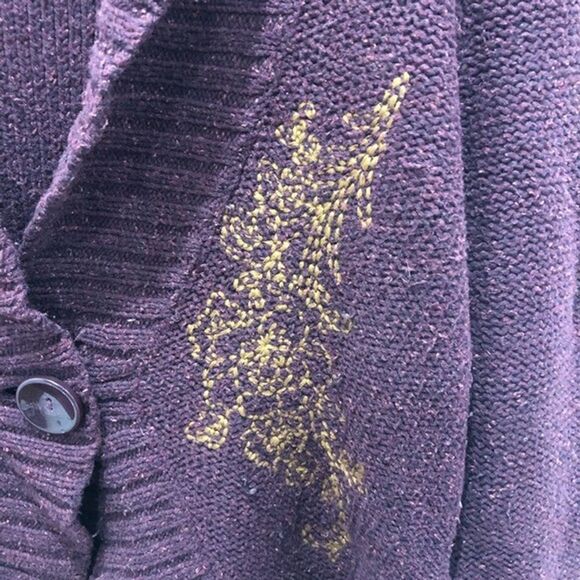 Eddie Bauer Burgundy‎ Embroidered Cardigan Size M - Picture 5 of 5